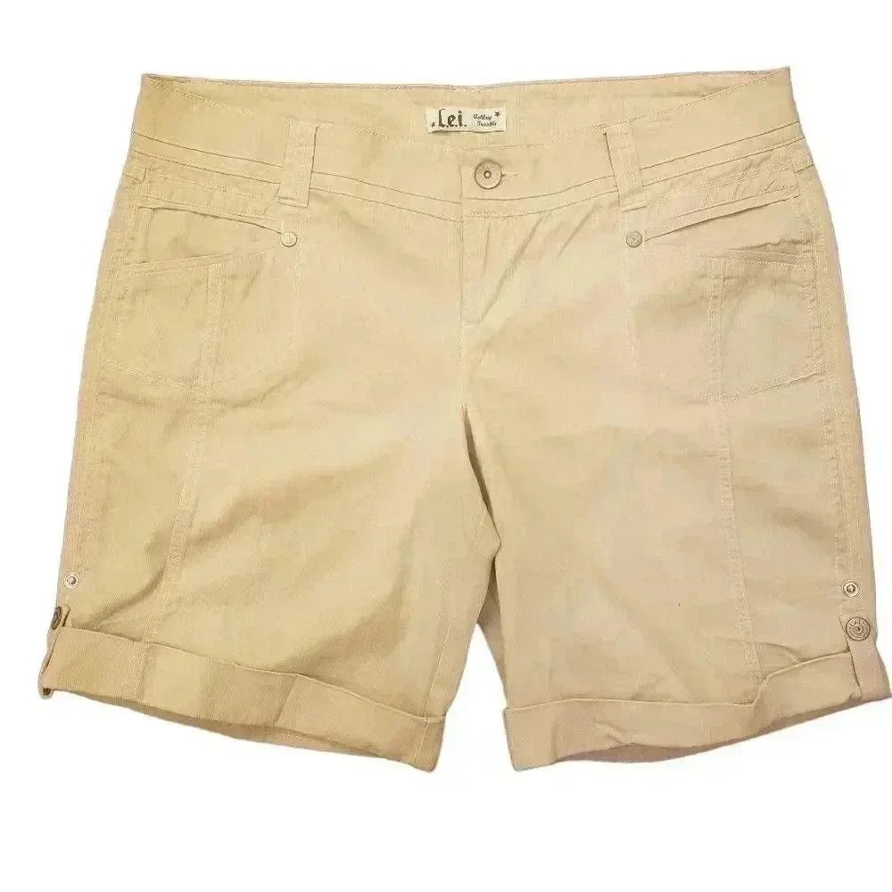 lei ASHLEY TROUBLE Jrs Tan Pinwhale Corduroy Bermuda Shorts